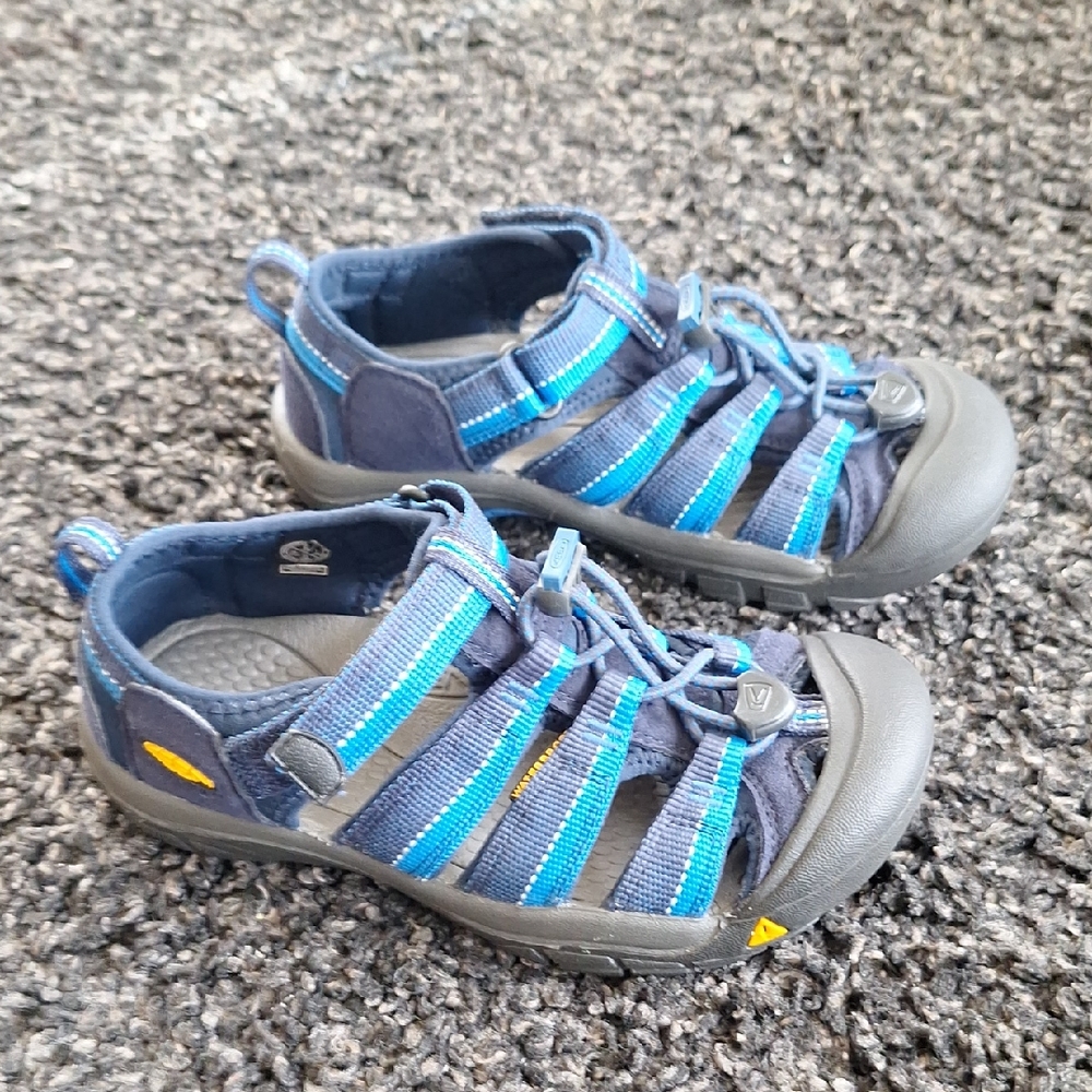Keen Waterproof Black/Blue Dandal Boy Size 2Y (21cm)
